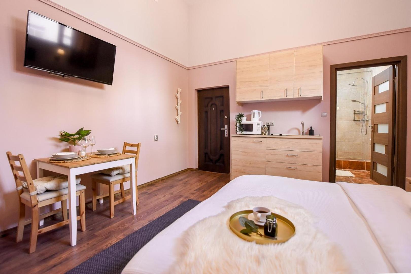 Historic Charm, Modern Comfort - Accommodation In The Heart Of The Old Town Bukarest Szoba fotó