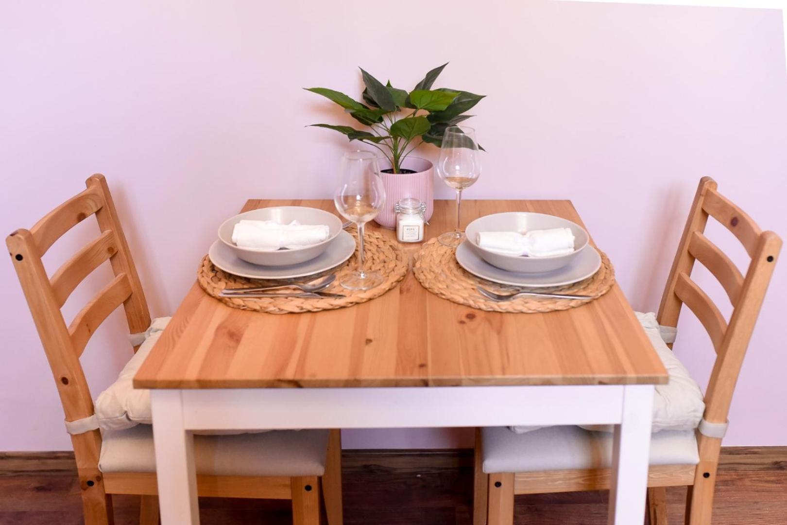 Historic Charm, Modern Comfort - Accommodation In The Heart Of The Old Town Bukarest Szoba fotó